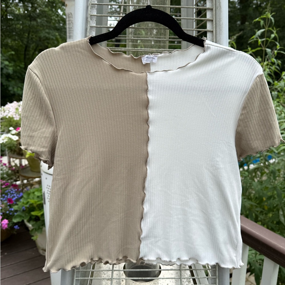 3/$10 Bundle Ardene Ribbed Crop Top in Tan and Cream